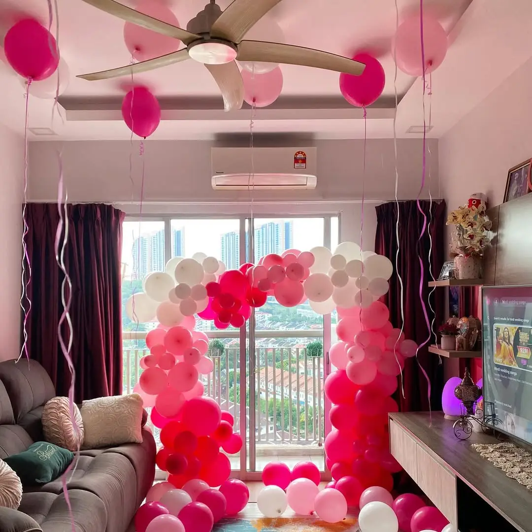 hall balloon decoration