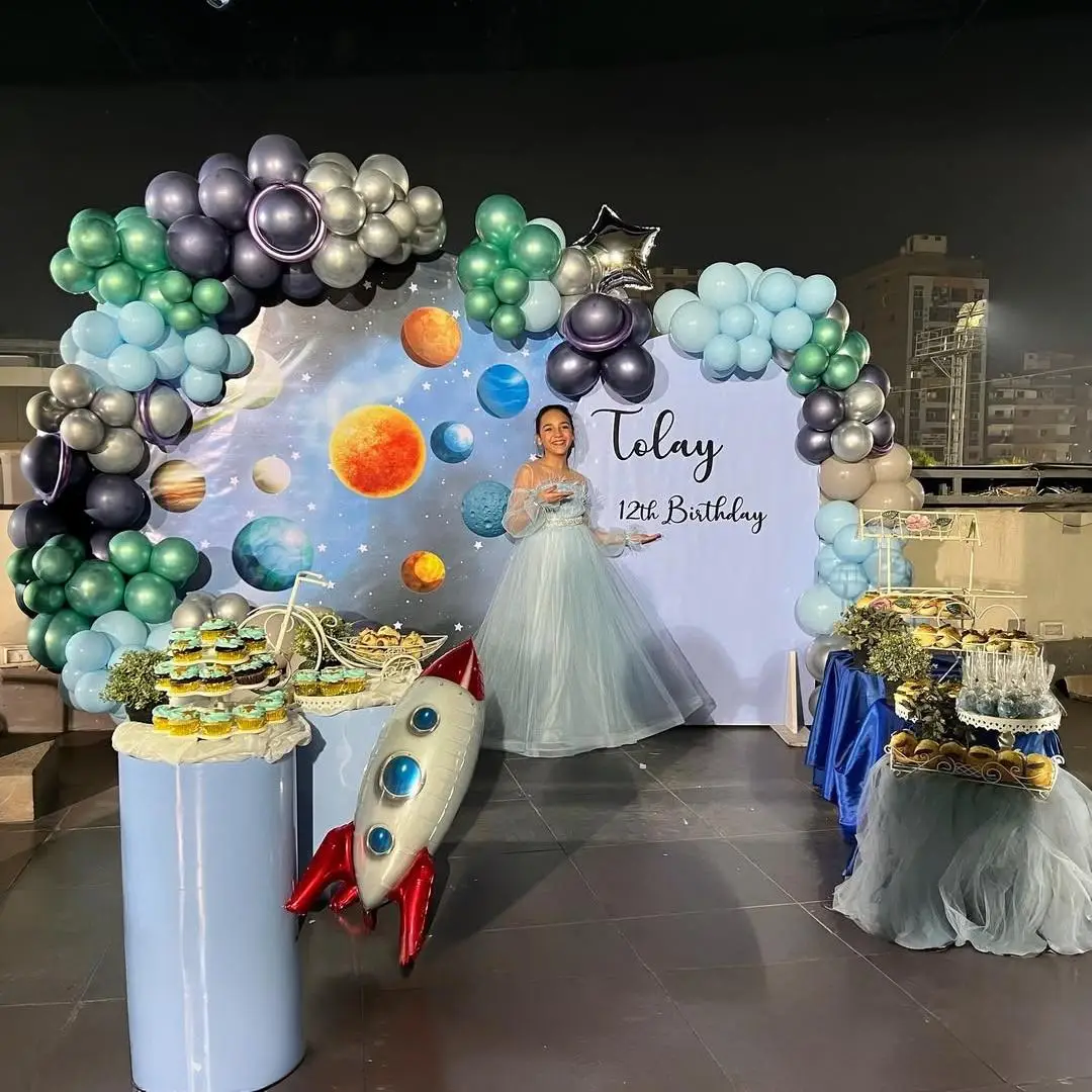 Princess of Universe balloon decor