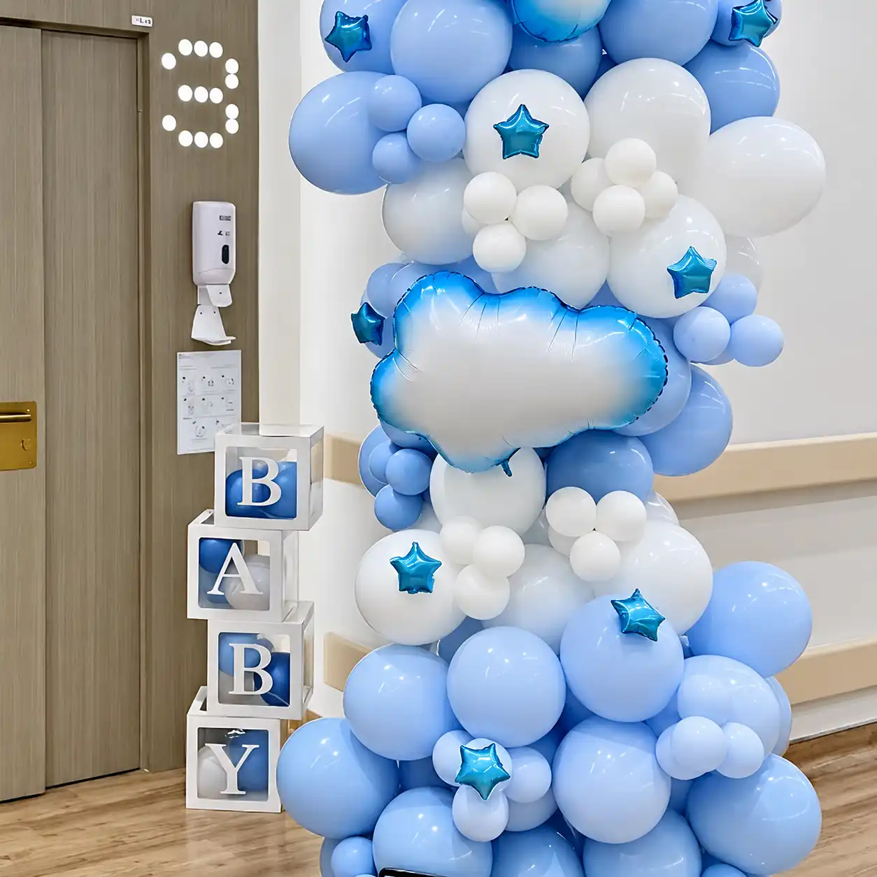 Balloons Cloud Pillar Decoration for Newborn