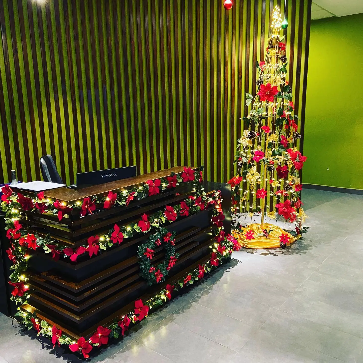 Christmas Party Reception Decoration  