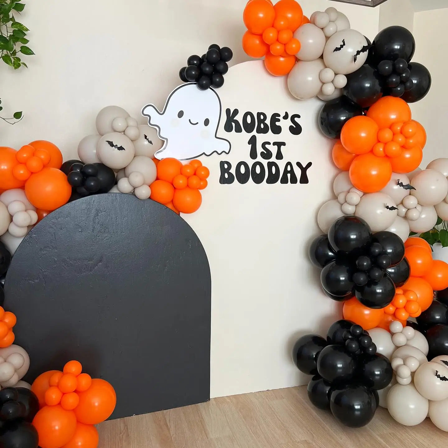 Cute 1st Halloween Balloon Decoration